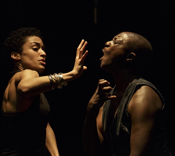 Bailarina franco-senegalesa de danza urbana en Providencia