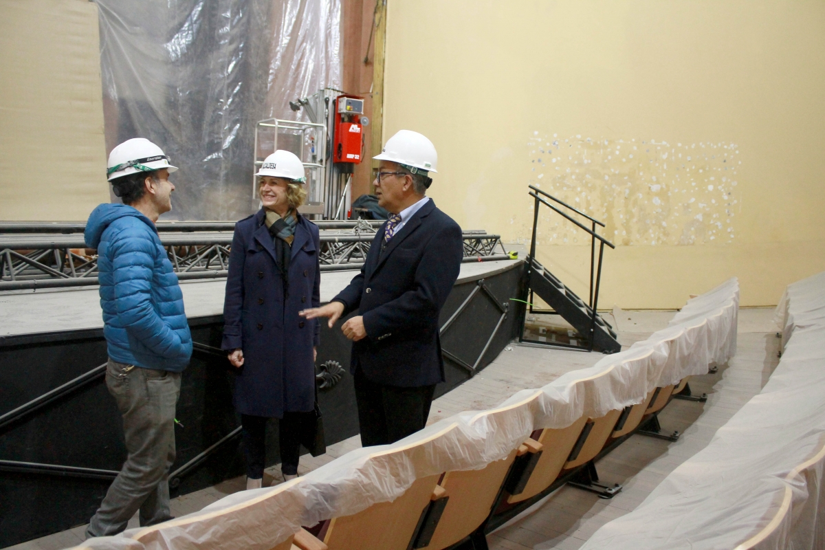 Visita trabajos Teatro Oriente