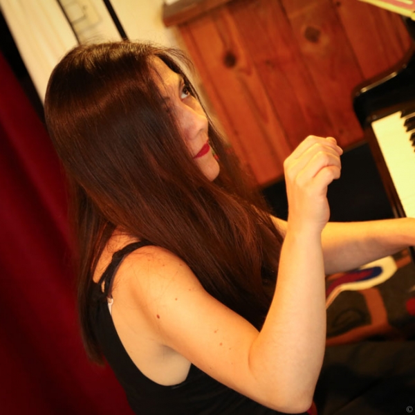 Concierto pianista María Paz Santibáñez en Providencia