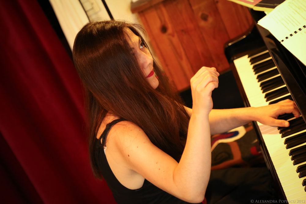 Concierto pianista María Paz Santibáñez en Providencia