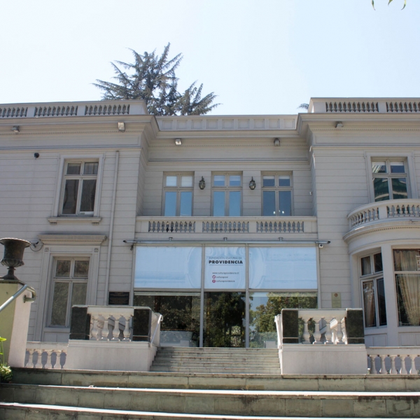 DIRECTOR DE FUNDACIÓN CULTURAL DE PROVIDENCIA DEJA SU CARGO 