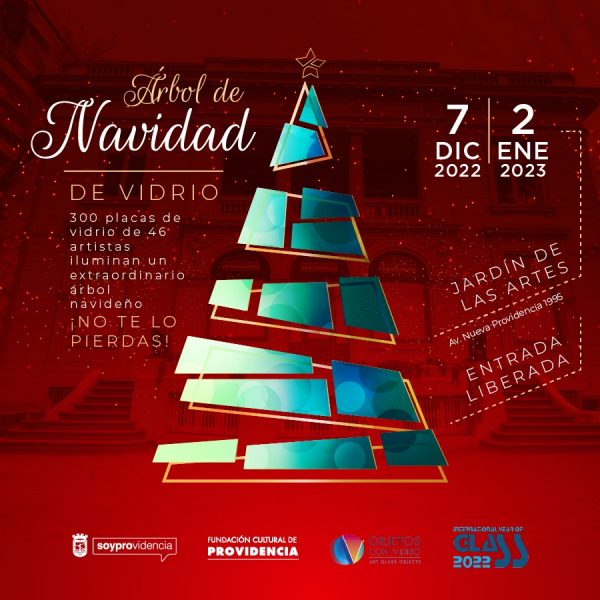 ORIGINAL ÁRBOL NAVIDEÑO DE VIDRIO SE ENCIENDE EN PROVIDENCIA