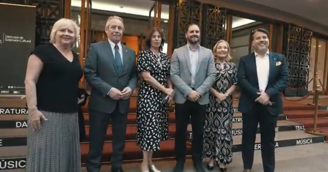 Screenshot_2025-12-11-17-15-14-405_com.google.android.youtube~2